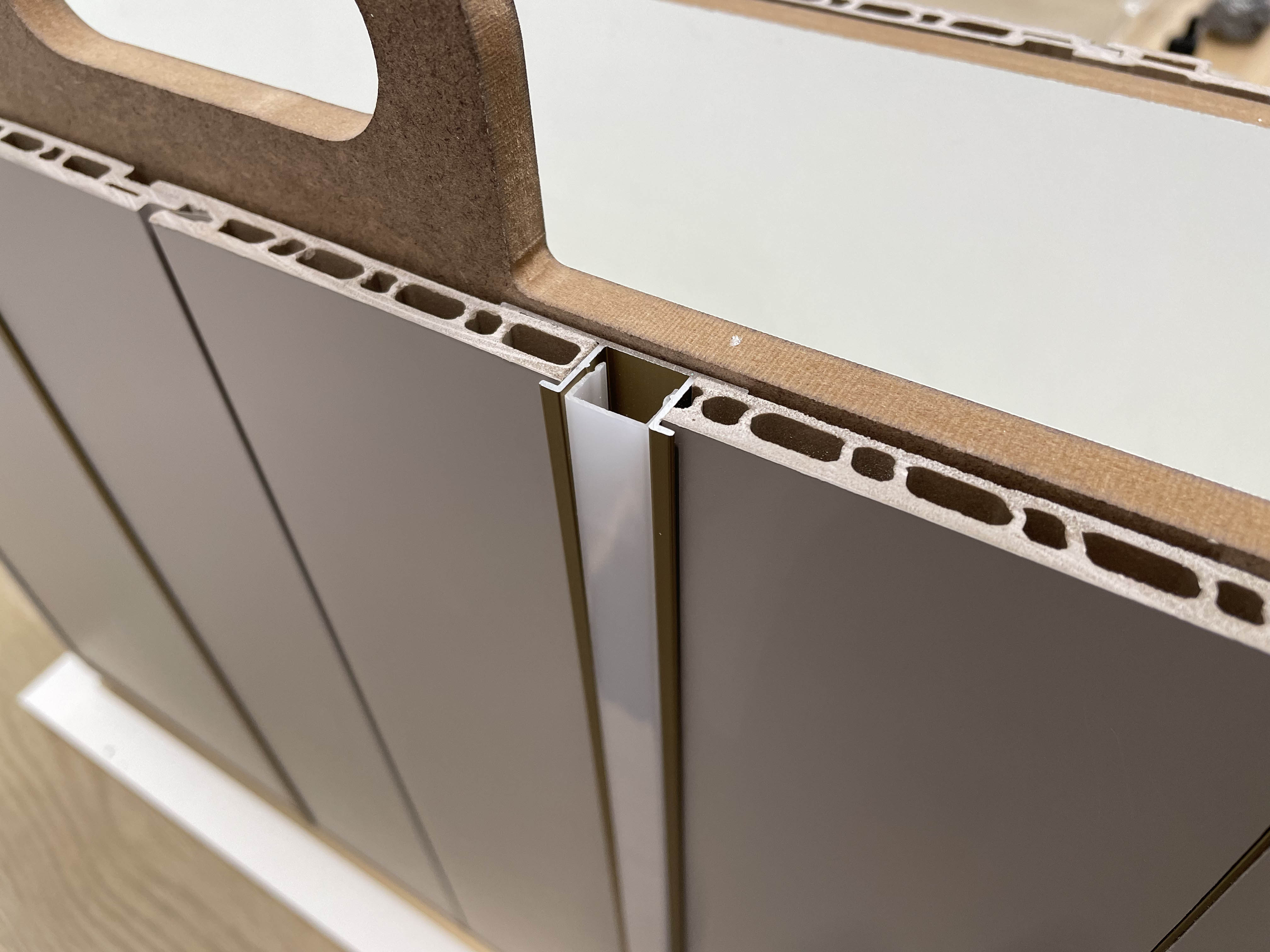 1764574019599893.jpg 微信图片_20251126162905_113_189.jpg